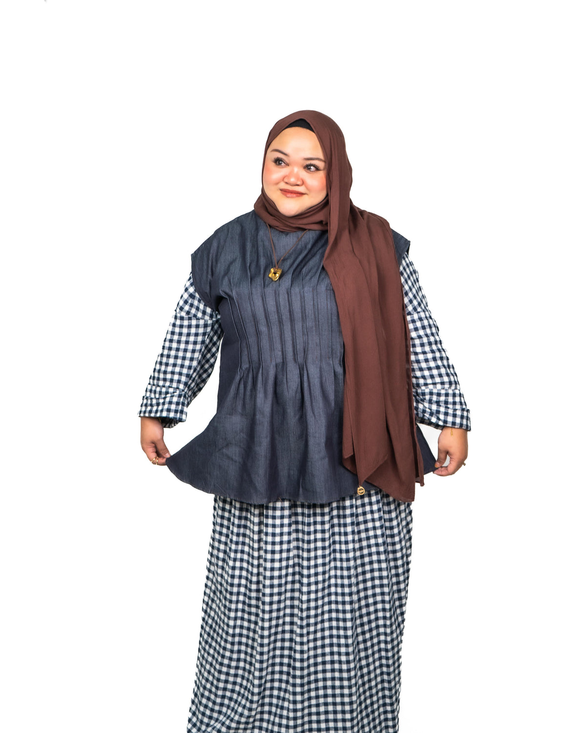 Lapis Sleeveless Pleated Top